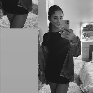 Meet your Posher, Adrianna